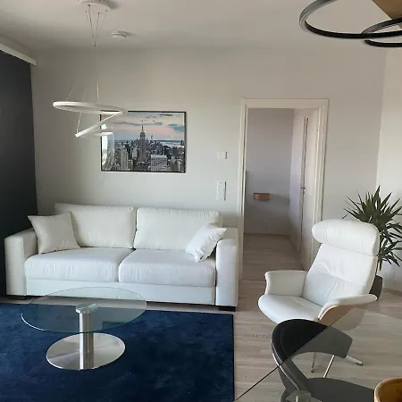 Luxury Visit Oy, New York -sviitti Apartment