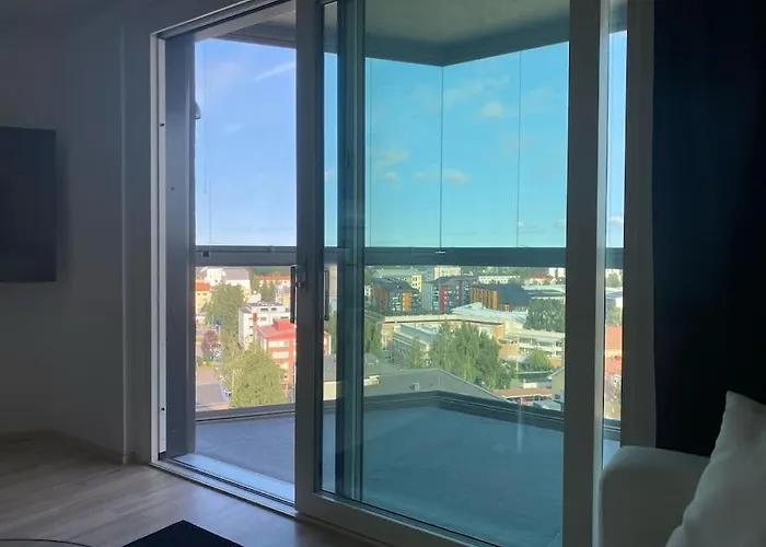 New Sky High Lr, 1br, 1ba, Sauna, Gbalcony, 49m2, 13krs *